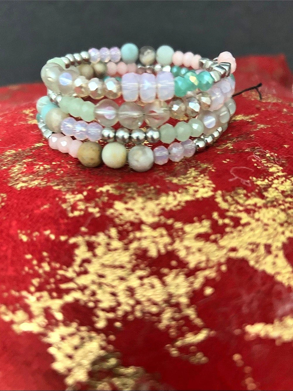 Beaded Bracelet Stack in Pink & White Like New